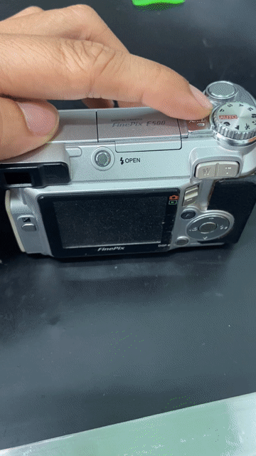 Máy ảnh Fujifilm FinePix E500. Mua bán Máy ảnh, Máy quay tại Thành phố Qui Nhơn Bình Định được đăng bởi Đồ cũ giá tốt hình 1