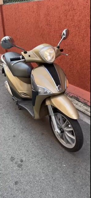 Piaggio Liberty Vàng đồng xăngphun ie. Mua bán Xe máy tại Quận 3 Tp Hồ Chí Minh được đăng bởi Phạm thanh Trí  hình 1