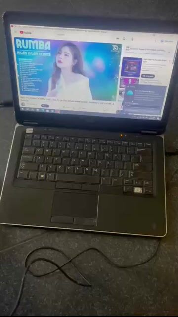 Laptop Toshiba Intel Core i3 Đen. Mua bán Laptop tại Quận Cẩm Lệ Đà Nẵng được đăng bởi Huynh NGoc Duy hình 1