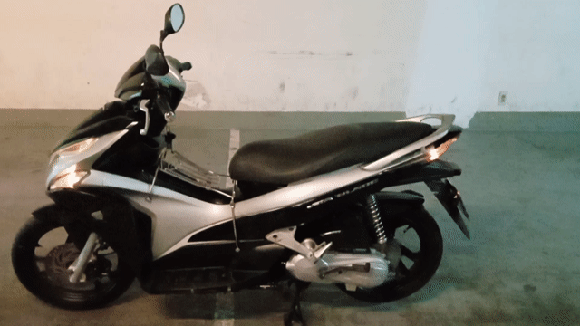 Honda Air Blade Đen bạc Fi. Nhật SX 2012. BSTP.. Mua bán Xe máy tại Quận 3 Tp Hồ Chí Minh được đăng bởi Vincent Felix  hình 1