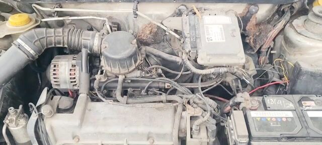 👉 “Fiat Siena 2003 biển HN – ĐK 2026 – Máy êm”. Mua bán Ô tô tại Huyện Thanh Oai Hà Nội được đăng bởi Anh Minh hình 1