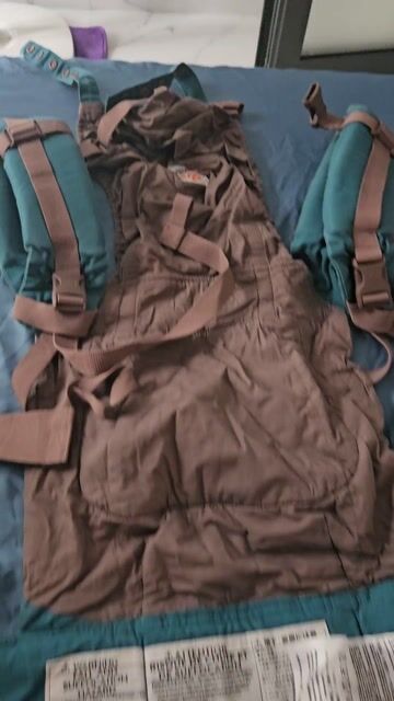 Địu em bé thương hiệu Ergobaby. Mua bán Mẹ và bé tại Quận Gò Vấp Tp Hồ Chí Minh được đăng bởi Phạm Nam hình 1