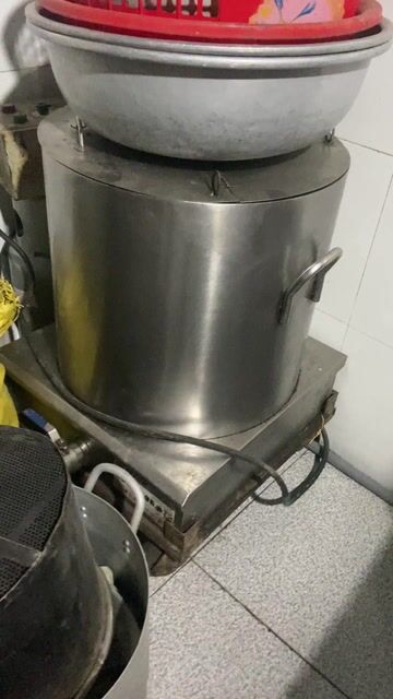 nồi nấu phở chuyên dụng, 100 lít, đã sử dụng. Mua bán Bếp, lò, đồ điện nhà bếp tại Huyện Giồng Trôm Bến Tre được đăng bởi Bảo Trần hình 1