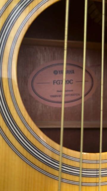 Đàn guitar acoustic Yamaha Indonesia. Mua bán Nhạc cụ tại Quận Cẩm Lệ Đà Nẵng được đăng bởi Đặng Minh Hiền hình 1