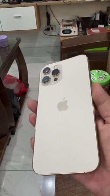 iPhone 12 Pro Max 256GB Vàng gold zin. Mua bán Điện thoại tại Quận Long Biên Hà Nội được đăng bởi ĐIỆN THOẠI AK TẬN TÂM TRÁCH NHIỆM hình 1