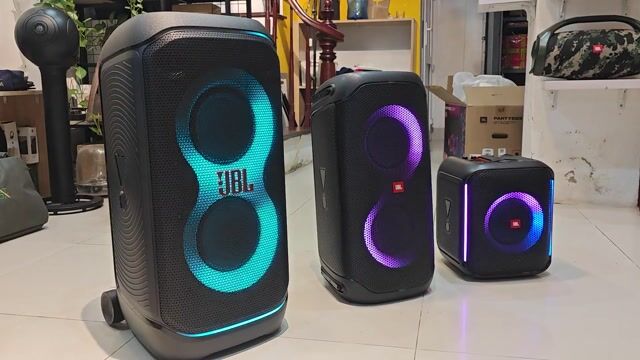 Loa di động JBL PartyBox Stage 320 Bluetooth. Mua bán Tivi, Âm thanh tại Quận Đống Đa Hà Nội được đăng bởi Vu Minh hình 1