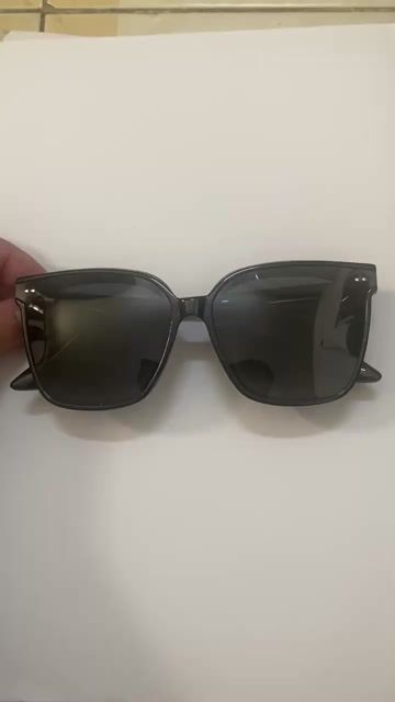 Kính râm nữ thời trang chống choi,chống tia UV 400. Mua bán Phụ kiện thời trang khác tại Quận Thanh Khê Đà Nẵng được đăng bởi Sản phẩm giá tốt hình 1