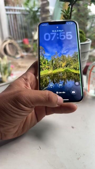 iPhone 12 Pro Max  256G Trắng màn không ám. Mua bán Điện thoại tại Thành phố Châu Đốc An Giang được đăng bởi Tai Nguyen hình 1