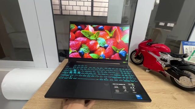🌺MacBook Air 2019 Core i5/8/128 13"3 2,5K Retina. Mua bán Laptop tại Quận Bình Thạnh Tp Hồ Chí Minh được đăng bởi Nguyễn Công Lý hình 1