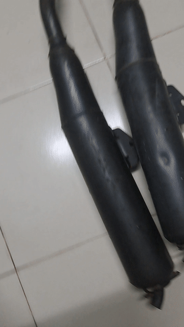 Pô xe máy Ex 150 Đen Kim loại. Mua bán Phụ tùng xe tại Quận Bình Thạnh Tp Hồ Chí Minh được đăng bởi Phandinhhung hình 1