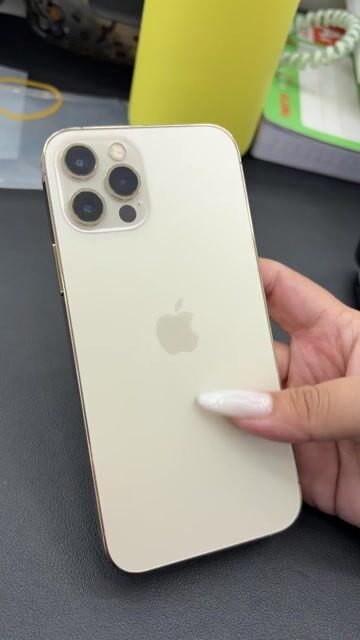 12 pro 128gb màu vàng máy99 đẹp nguyên zin pin cao. Mua bán Điện thoại tại Quận 7 Tp Hồ Chí Minh được đăng bởi Nguyen Phuong Thao hình 1