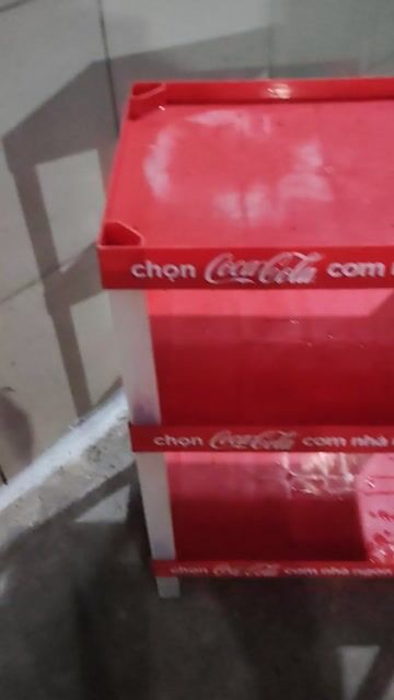 Kệ nhựa Coca-Cola 3 tầng Đỏ Trắng. Mua bán Tủ, kệ gia đình tại Quận Gò Vấp Tp Hồ Chí Minh được đăng bởi Nga 76 ko sip hàng hình 1