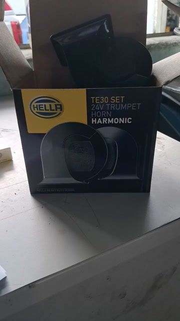 Còi ô tô Hella TE30 SET 24V Mới. Mua bán Phụ tùng xe tại Thành phố Biên Hòa Đồng Nai được đăng bởi Nguyễn đức thắng hình 1