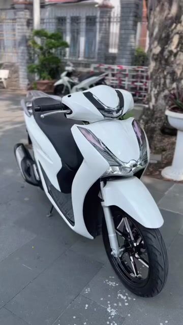 SH 125 2025 Dọn Kiểng CHÍNH CHỦ CÓ BÁN GÓP. Mua bán Xe máy tại Thành phố Thủ Đức Tp Hồ Chí Minh được đăng bởi XE MÁY CỦ  hình 1