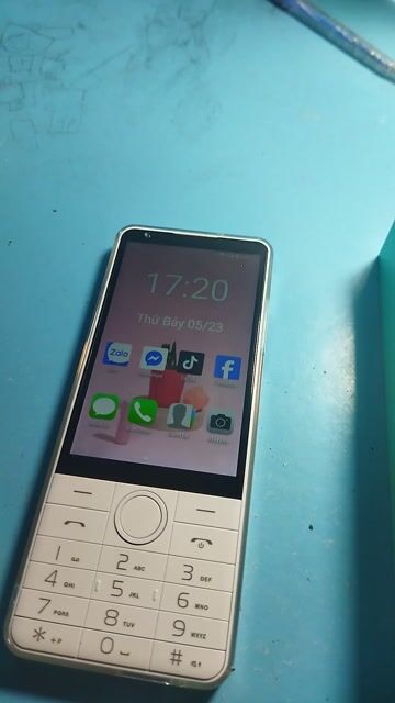 DOOV R17 6GB/128GB Trắng. Mua bán Điện thoại tại Thành phố Thủ Đức Tp Hồ Chí Minh được đăng bởi Hungvi Thatson hình 1
