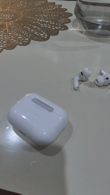 Apple AirPods Pro 3 Trắng Đã sử dụng. Mua bán Tivi, Âm thanh tại Quận Hoàng Mai Hà Nội được đăng bởi Nguyễn Nam hình 1