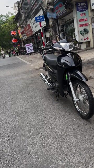 Honda Wave Alpha 110 2022 Đen 9000km. Mua bán Xe máy tại Quận Đống Đa Hà Nội được đăng bởi Hà hình 1