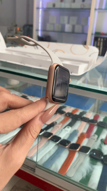 Apple Watch SE 40mm Nhôm Hồng 99% pin 100. Mua bán Thiết bị đeo thông minh tại Quận Phú Nhuận Tp Hồ Chí Minh được đăng bởi pé phuong hình 1