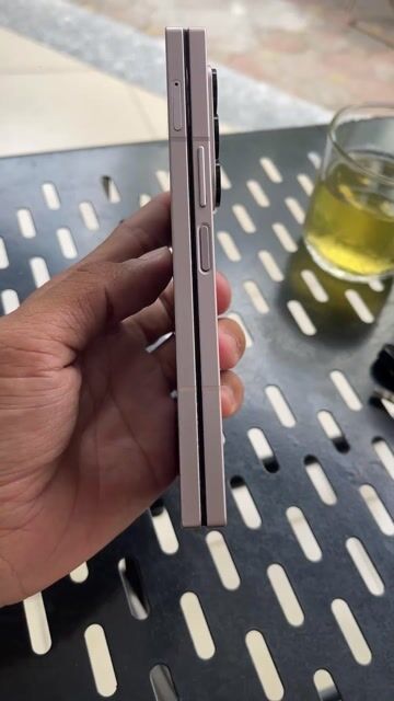 Samsung Galaxy Z Fold6 Hồng nhạt. Mua bán Điện thoại tại Quận Cầu Giấy Hà Nội được đăng bởi Hữu đạt hình 1
