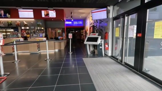 Bienvenue au fauteuil rouge