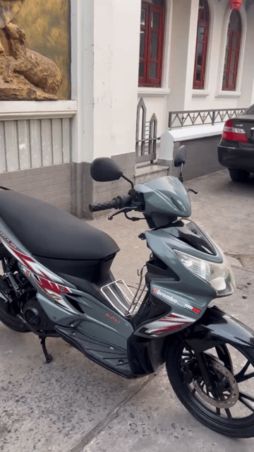 Suzuki Hayate Xám Xi Măng. Mua bán Xe máy tại Quận Gò Vấp Tp Hồ Chí Minh được đăng bởi Xe Máy Gia Kiệt Luxury 1 hình 1