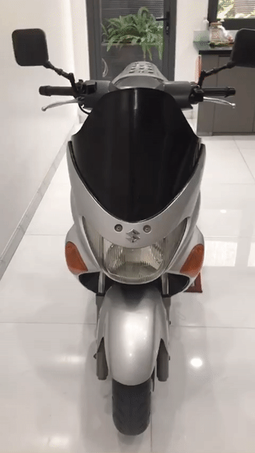 Suzuki Epicuro 150C 2000 Bạc. Mua bán Xe máy tại Quận Gò Vấp Tp Hồ Chí Minh được đăng bởi MINH hình 1