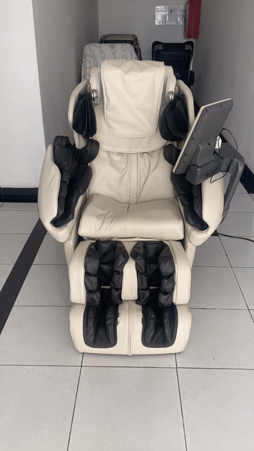 Ghế massage Family Inada Lupinus FMC LPN10000. Mua bán Bàn ghế tại Huyện Bình Chánh Tp Hồ Chí Minh được đăng bởi Anh Tài hình 1