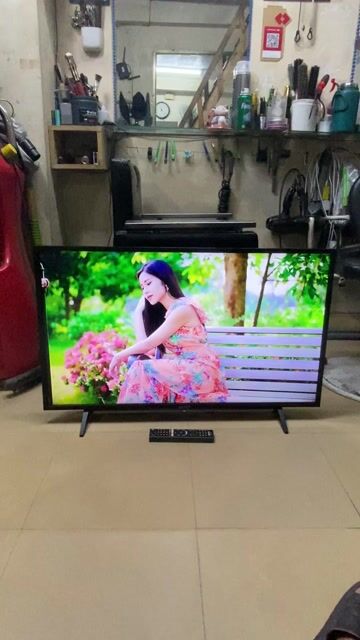 thanh lý cái tivi sony 40 inh lét zin đẹp. Mua bán Tivi, Âm thanh tại Quận Thanh Xuân Hà Nội được đăng bởi Văn sỹ cắt tóc hình 1