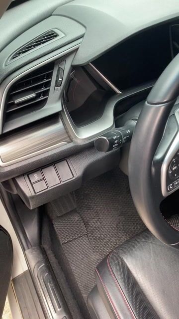 Honda Civic 2019 RS 64000 km Trắng. Mua bán Ô tô tại Quận Thanh Khê Đà Nẵng được đăng bởi le huyen hình 1