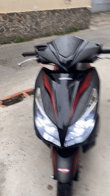 Honda Air Blade Đen 2015 chính chủ. Mua bán Xe máy tại Quận Tân Phú Tp Hồ Chí Minh được đăng bởi tran x thanh hình 1