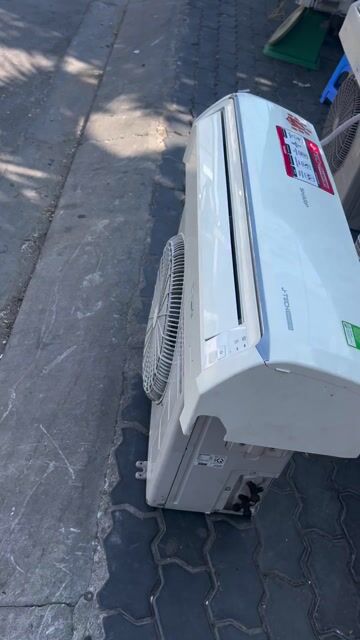 Máy lạnh Sharp Trắng. Mua bán Máy lạnh, điều hoà tại Quận 7 Tp Hồ Chí Minh được đăng bởi thanh luyến hình 1