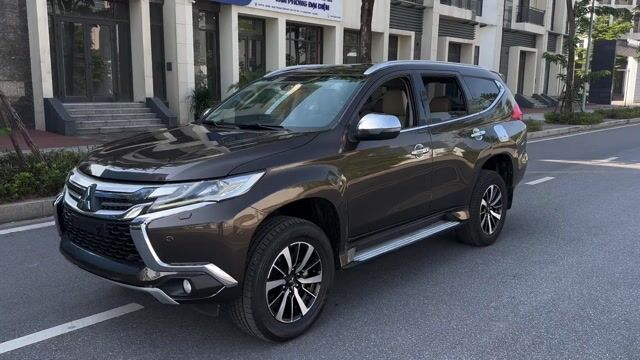 Mitsubishi Pajero Sport 2017 3.0V6 4x4 Xăng 2 Cầu. Mua bán Ô tô tại Quận Cầu Giấy Hà Nội được đăng bởi Vũ Kiên hình 1