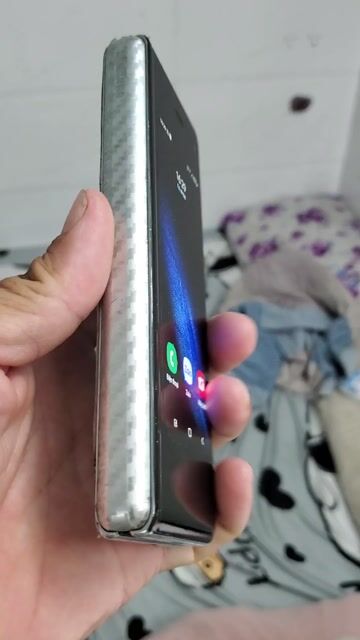 Samsung Fold 5G 12GB/512GB . giá rẻ cho NLĐ . Mua bán Điện thoại tại Quận 8 Tp Hồ Chí Minh được đăng bởi Tạp Hoá Chi Trang  hình 1
