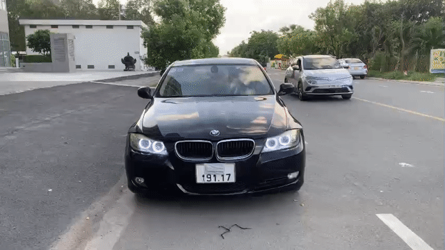 Bán rẻ BMW 330i SPORT 2012 iEdition rất đẹp!. Mua bán Ô tô tại Huyện Bình Chánh Tp Hồ Chí Minh được đăng bởi NGUYỄN LÂM PHÁT hình 1