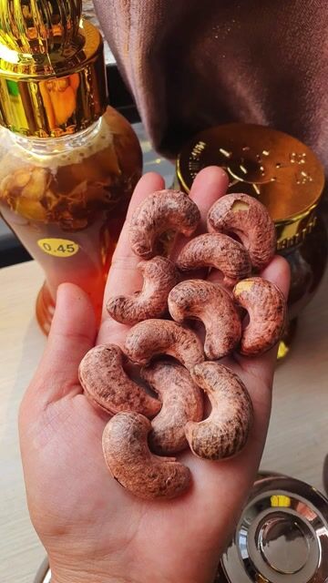 Hạt Điều Bình Phước Hộp 500gr Hạt Nào Cũng Ngon Hế. Mua bán Đồ ăn, thực phẩm và các loại khác tại Quận Bình Tân Tp Hồ Chí Minh được đăng bởi Heathy Beauty Shop hình 1