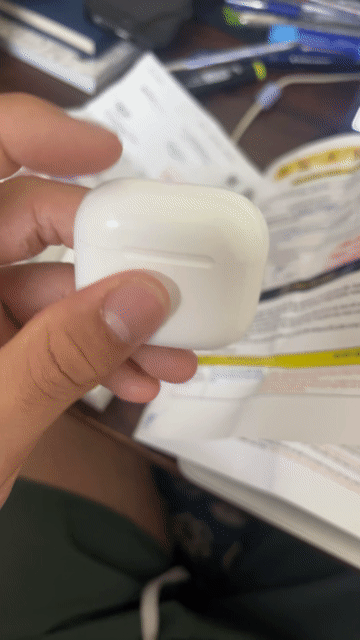 Tai nghe Apple AirPods 4 Trắng Đã sử dụng. Mua bán Tivi, Âm thanh tại Quận 7 Tp Hồ Chí Minh được đăng bởi Dat Vuong hình 1