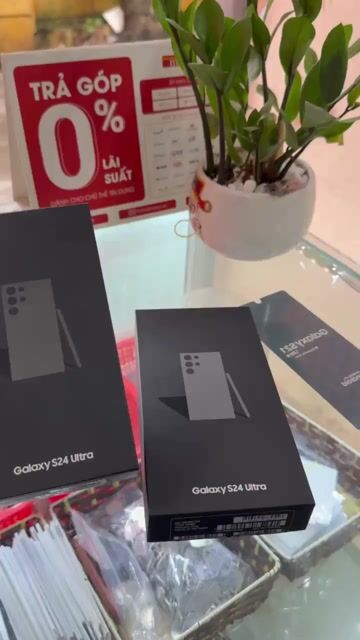 Samsung Galaxy S24 Ultra 256G New Hàn 256G. Mua bán Điện thoại tại Quận Đống Đa Hà Nội được đăng bởi Trần xuân bách hình 1