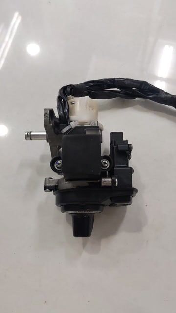 Ổ khóa Yamaha Janus Smartkey Đen. Mua bán Phụ tùng xe tại Thành phố Dĩ An Bình Dương được đăng bởi Lý Hạo Nam hình 1