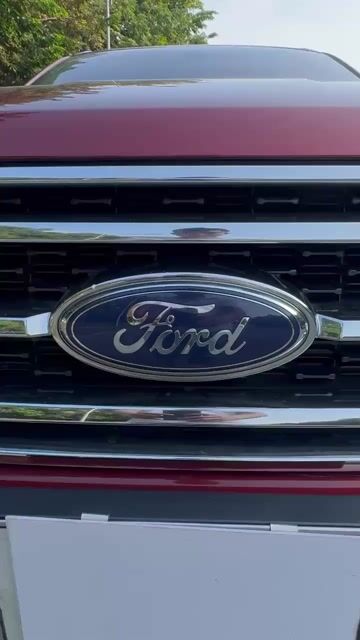 Ford Everest 2020 Titanium 2.0L 4x2 AT - 80000 km. Mua bán Ô tô tại Quận Cầu Giấy Hà Nội được đăng bởi Hùng Eco Auto hình 1