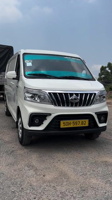 Tải Van Tera V8 2 Chỗ 945Kg thùng 2m8. Mua bán Xe tải, xe ben tại Thành phố Thuận An Bình Dương được đăng bởi Xe Tải Sài Gòn hình 1