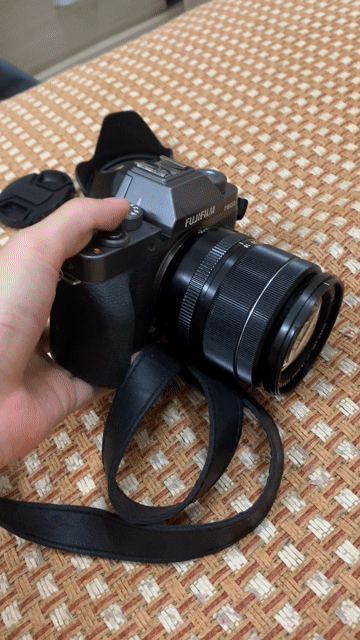 Máy ảnh Fujifilm XT200 kèm lens XF 18-55 Xám cũ. Mua bán Máy ảnh, Máy quay tại Quận Ba Đình Hà Nội được đăng bởi Khánh Vân Lê hình 1