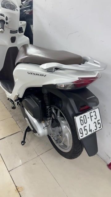 Vision 2021 Trắng Đen Smarkey. Mua bán Xe máy tại Thành phố Biên Hòa Đồng Nai được đăng bởi Xe Máy Sơn Trung Duy hình 1