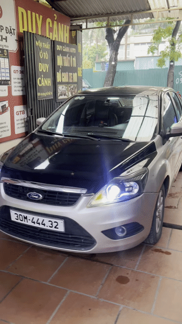 Ford Focus 2009 Tự động Bạc. Mua bán Ô tô tại Quận Thanh Xuân Hà Nội được đăng bởi Đỗ Duy Cảnh hình 1