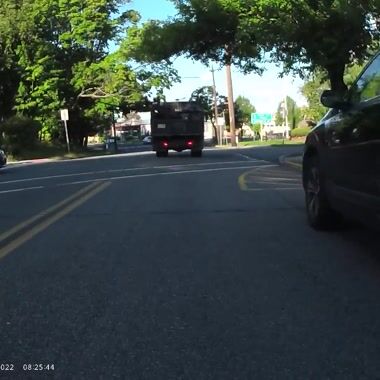 Daily “I’m bigger than you”–NJ H36LGZ Shared on UpRide: Abused for being in the primary position