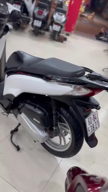Honda SH 150 2016 Trắng Sport.Khoá Makey.BS66. Mua bán Xe máy tại Quận 6 Tp Hồ Chí Minh được đăng bởi Cửa Hàng Xe Máy Hoà Bùi hình 1