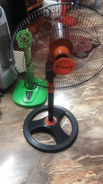 Quạt đứng lớn (cách 50cm ). Mua bán Quạt tại Thị xã Bến Cát Bình Dương được đăng bởi Nguyễn Minh Vương hình 1