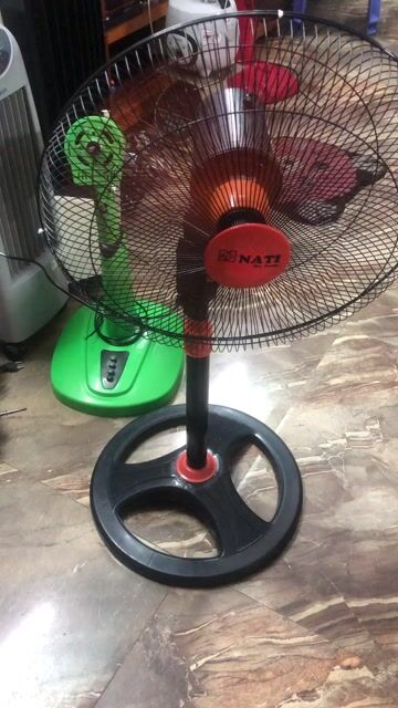 Quạt đứng lớn (cách 50cm ). Mua bán Quạt tại Thị xã Bến Cát Bình Dương được đăng bởi Nguyễn Minh Vương hình 1