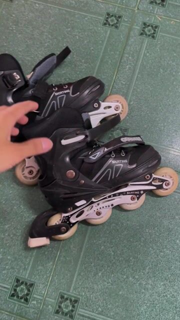 Giày patin Đen size nhỏ. Mua bán Đồ thể thao, Dã ngoại tại Thành phố Buôn Ma Thuột Đắk Lắk được đăng bởi Lâm giày bóng đá hình 1