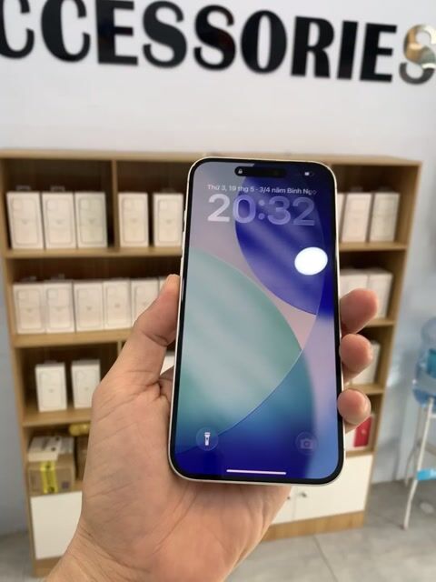 Apple iPhone 16 Plus 128GB Trắng VN/A. Mua bán Điện thoại tại Quận 10 Tp Hồ Chí Minh được đăng bởi Tee Huy Anh hình 1