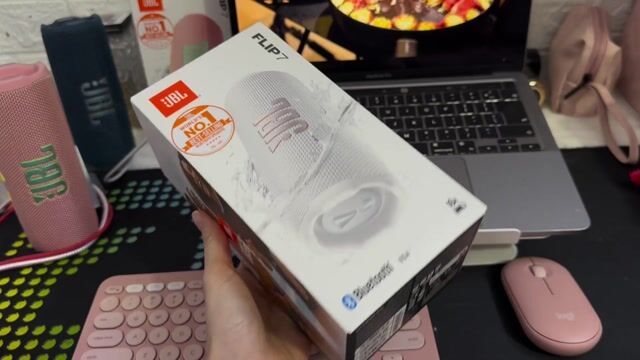 Loa Bluetooth JBL FLIP 7 Trắng. Mua bán Tivi, Âm thanh tại Quận Cái Răng Cần Thơ được đăng bởi Bùi Quốc An hình 1